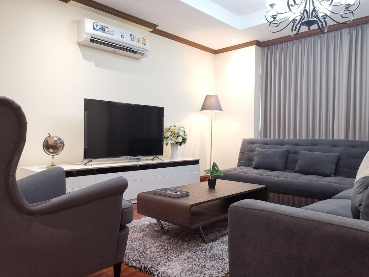 Nt Place Sukhumvit Suites Bangkok Exterior photo
