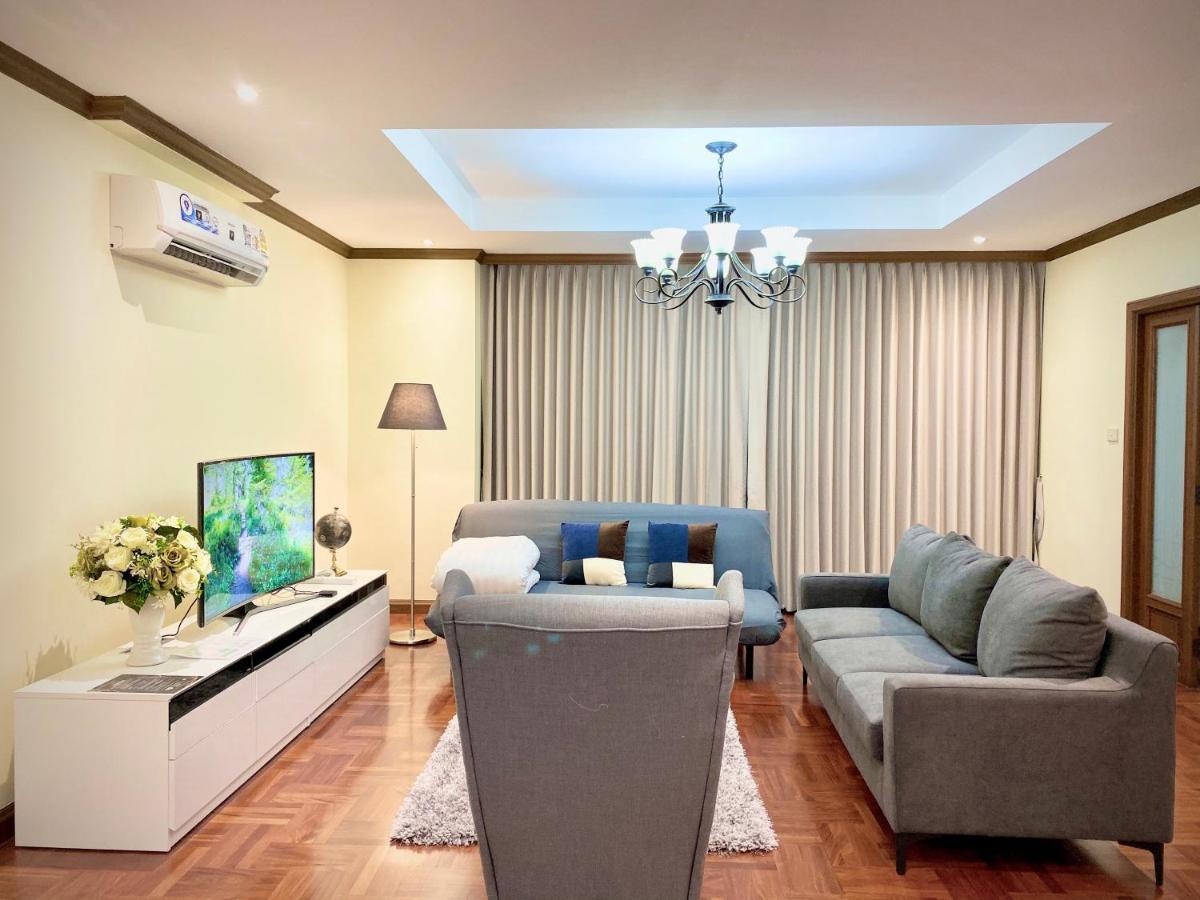 Nt Place Sukhumvit Suites Bangkok Exterior photo